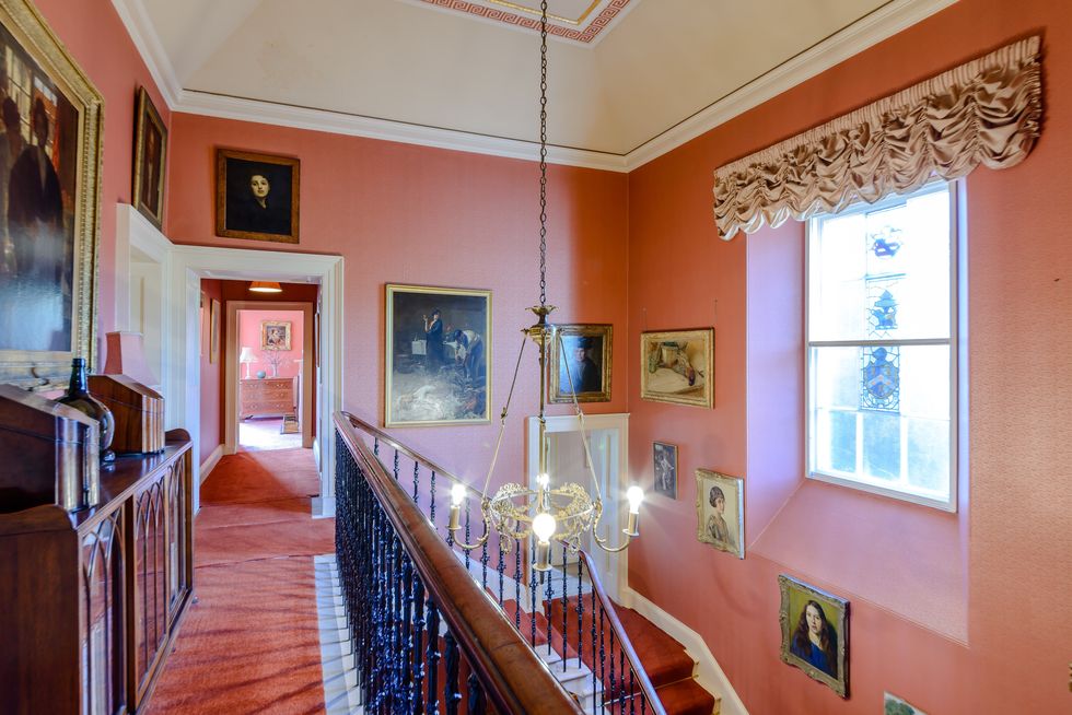 Upstairs hallway space