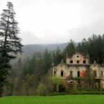 The Red House – Italy’s Most Haunted Villa Which Lies Abandoned and Off Limits