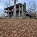 Master Builder Braxton Dixon’s Iconic Sycamore Homestead Lists for $3.29 Million in Hendersonville, Tennessee