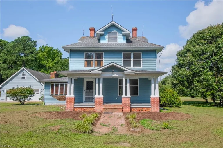 Pretty creek and private dock! Over 14 acres in Virginia. $599,900.