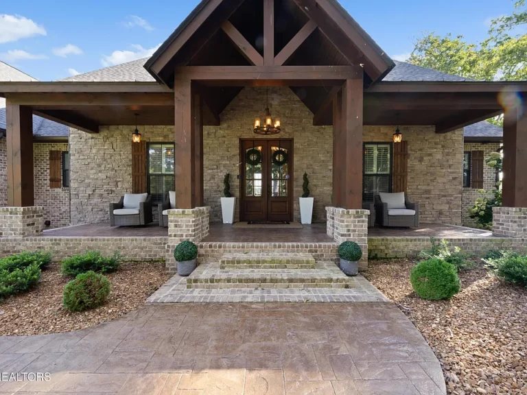 Pretty creek and setting! Luxury estate with guest house in Crossville. $3,500,000.