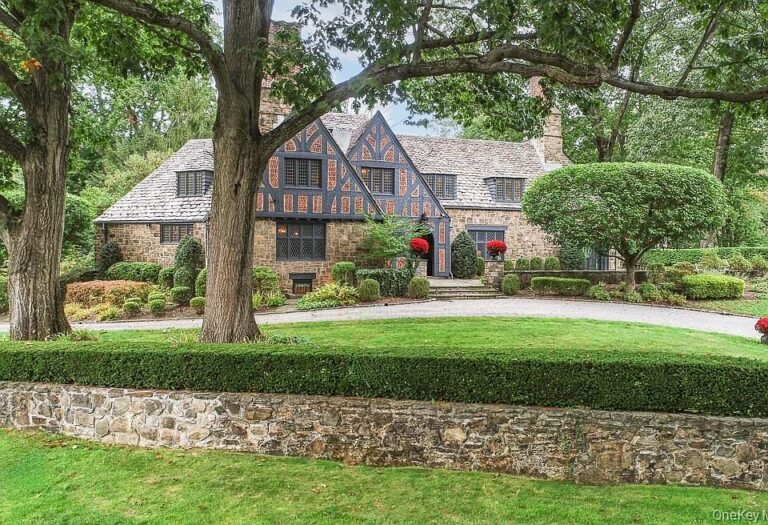 Stunning barrel ceilings! C. 1935 in Yonkers. $3,795,000.