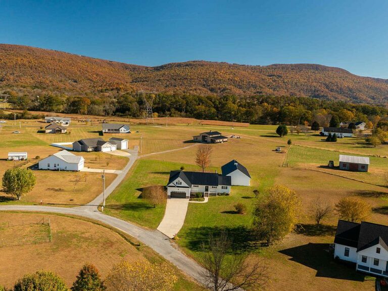 Breathtaking mountain views! Over an acre in Tennessee. $398,000.