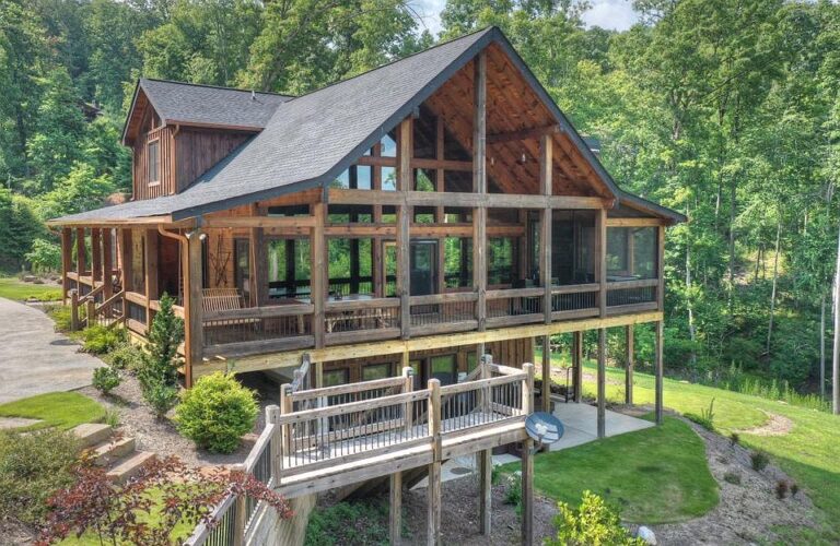 Mountain views and rustic charm! 1.5 acres in Georgia. $750,000.