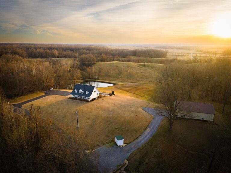 Amazing views and an in-ground pool! Over 18 rolling acres in Tennessee. $749,000.