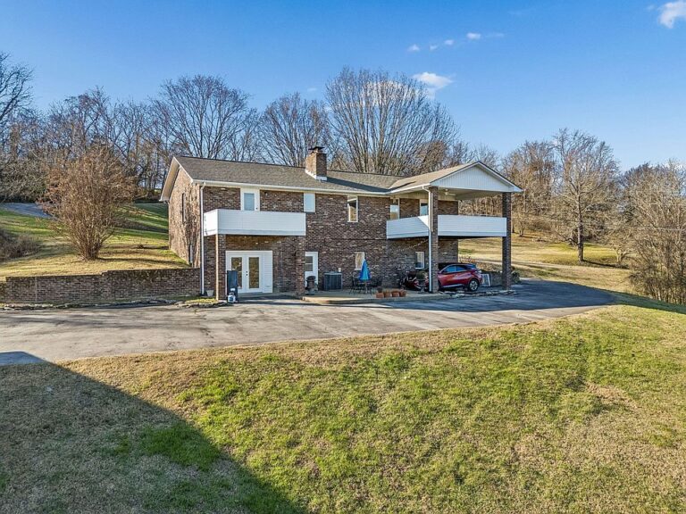 Pretty brick exterior! C. 1986 on nearly ten acres in Tennessee. $515,000.