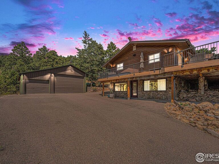 Great horse property! 3,360 sq. ft. barn and 40 acres in Golden. $1,874,200.