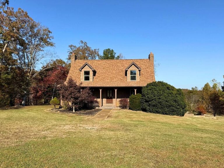 Sustainable dream! 23-acre bluffside farm with a private lake in Tennessee. $627,000.