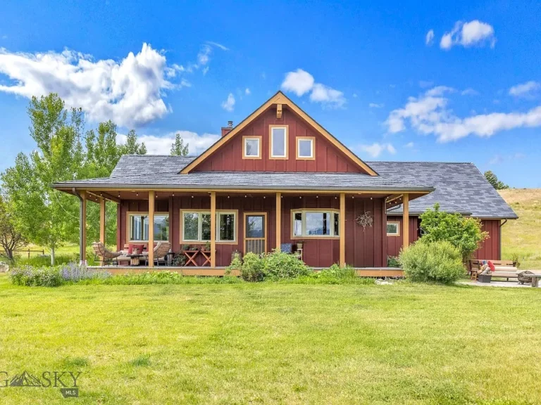 Stunning mountain views! Over 3 acres in Montana. $1,100,000.