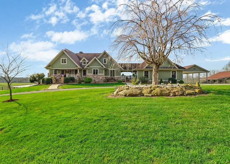 Private 17-acre lake! Custom craftsman on 49 acres in Tennessee. $1,750,000.