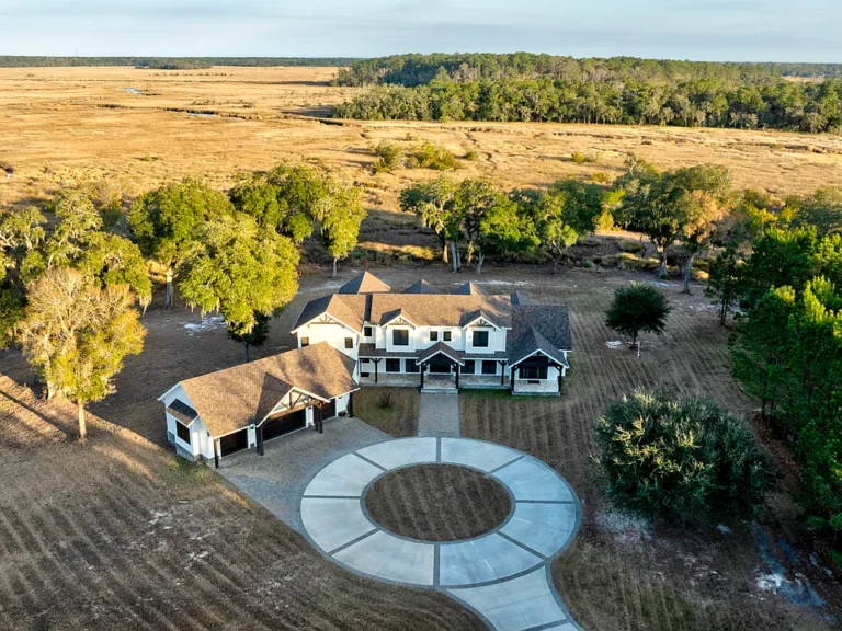 Massive marsh views! Over 340 acres in Georgia. $2,999,000.