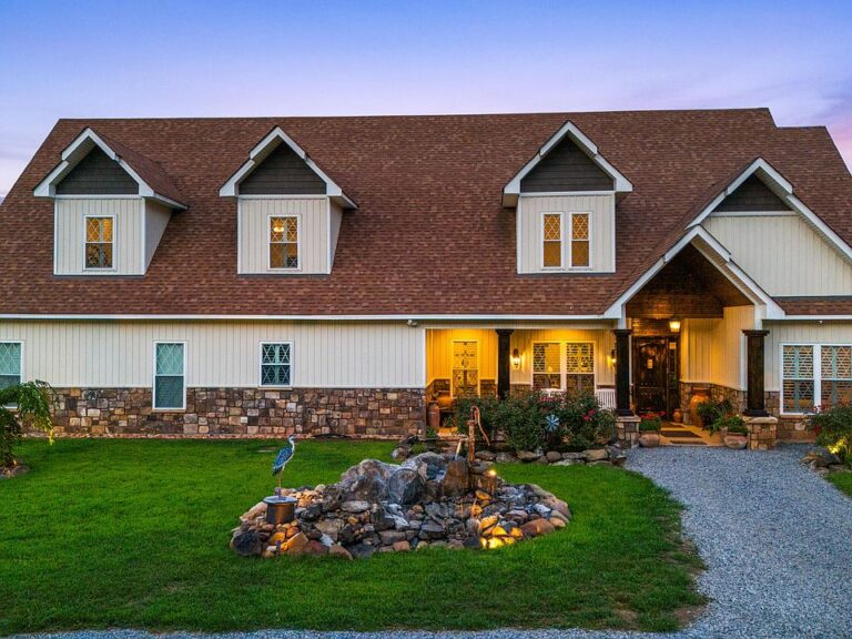 Two ponds and an orchard! Over 42 acres in Tennessee. $1,950,000.