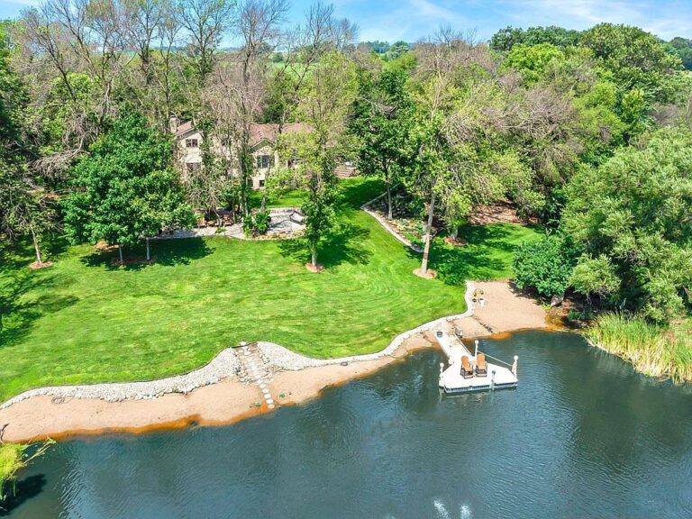 Stunning wetland views! Over 5,000 sq. ft. in Minnesota. $995,000.