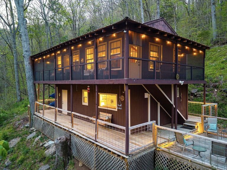 Double wraparound decks! Private cabin on over an acre in Tennessee. $365,000.