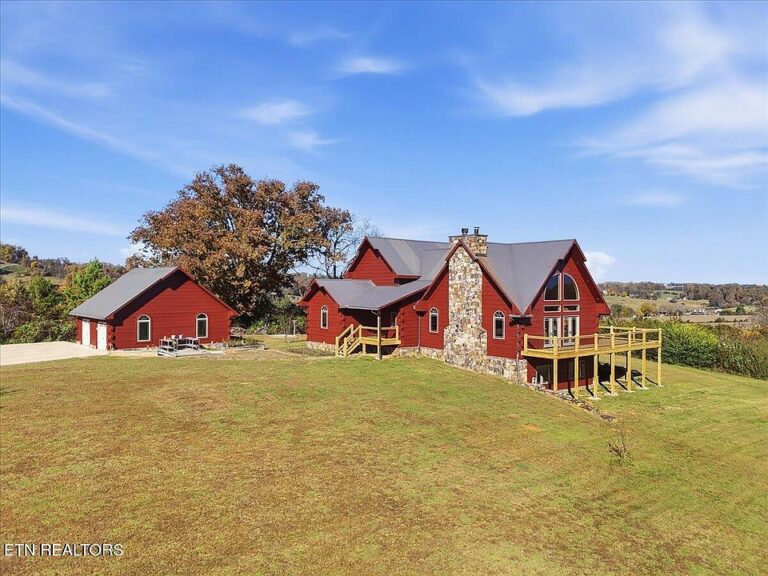 Stunning mountain views! Over 15 private acres in Tennessee. $1,299,900.