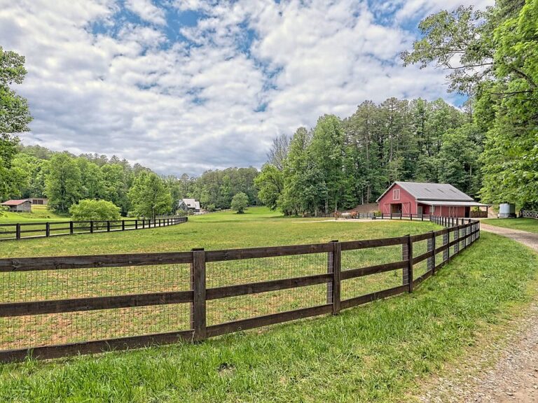 Amazing horse trails! Over 50 acres in Georgia. $6,495,999.