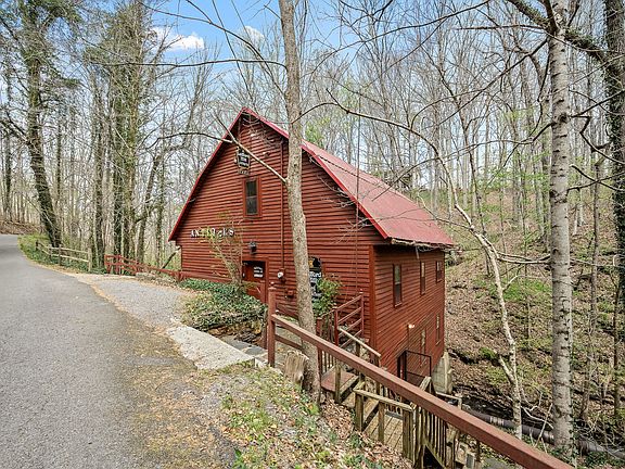 Beautiful historic mill! Over 3 acres and a creek in Tennessee. $499,900.