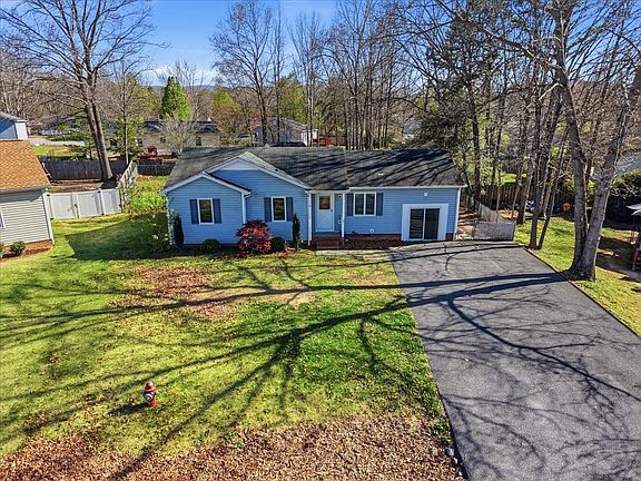 Perfect starter home! C. 1997 in Virginia. $255,000.