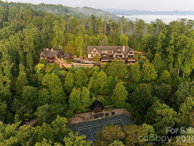 Beautiful woodwork! Incredible mountain views! C. 2003 in North Carolina. $15,900,000.