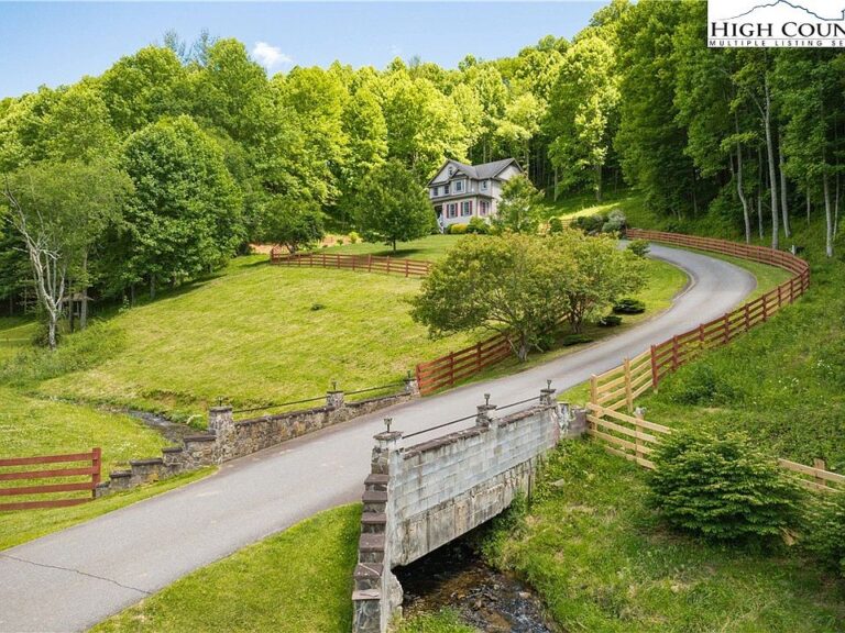 Incredible barn and views! C. 2004 farmhouse in North Carolina. $1,100,000.