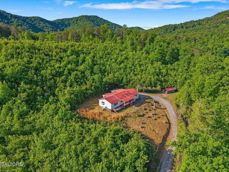 Huge lot and great views! 13 unrestricted acres in Tennessee. $375,000.
