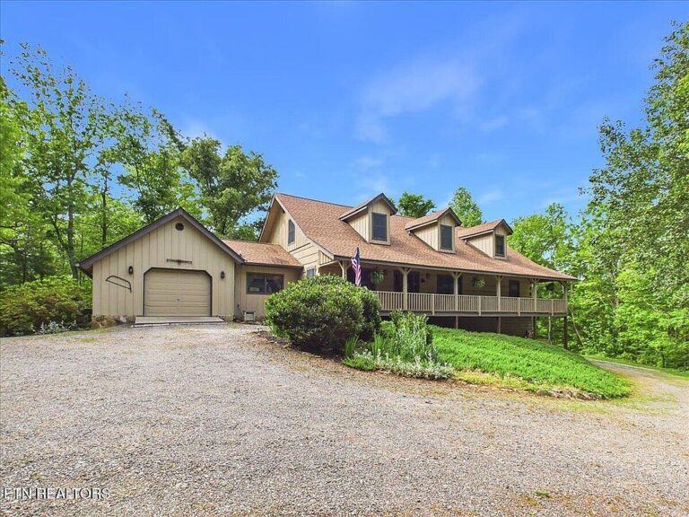 Check out the mountains!! 12 unrestricted acres in Tennessee. $649,000.
