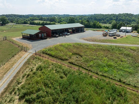 Incredible farming infrastructure! C. 1930 in Tennessee. $4,900,000.