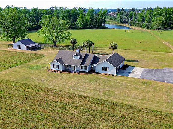 Check out the pool! 29-acre gated retreat in Georgia. $749,900.