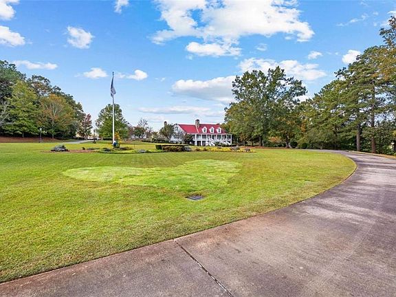 Check out the Tennessee fieldstone! Massive 1,116-acre estate in Georgia. $16,750,000.