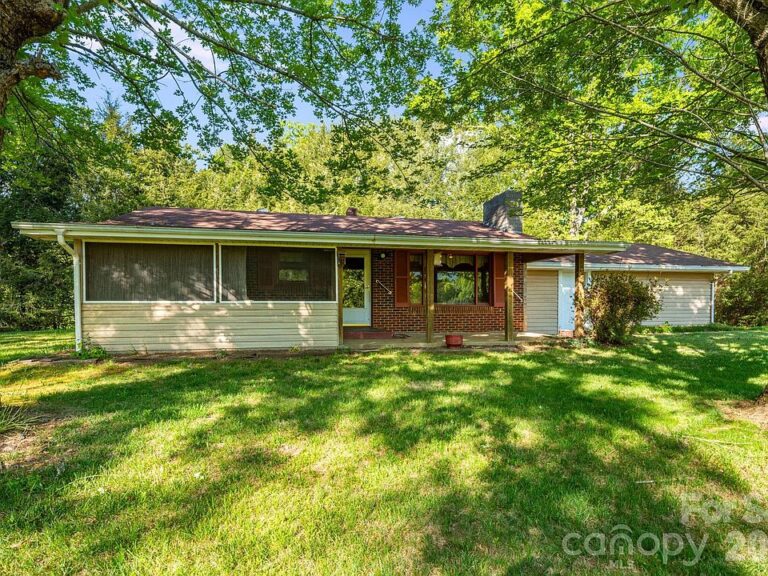 Stunning mountain views! Over 45 usable acres in North Carolina. $1,250,000.