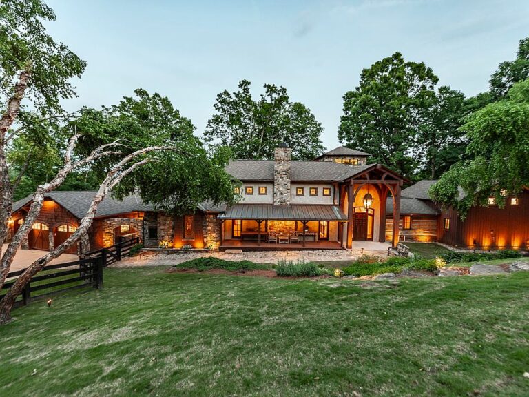 Check out those views!! Over 20 hilltop acres in Tennessee. $4,695,000.