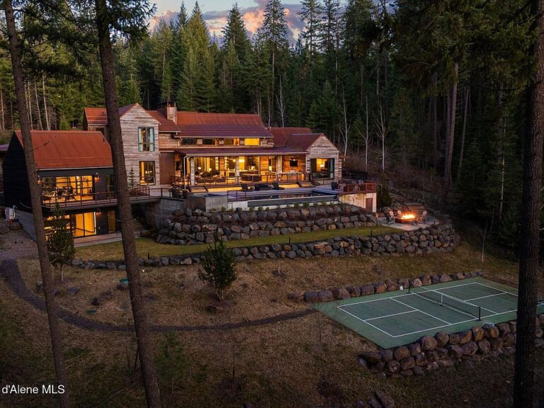 Inside a $17,750,000 Private Resort Borders 27 Acres of Protected Forest