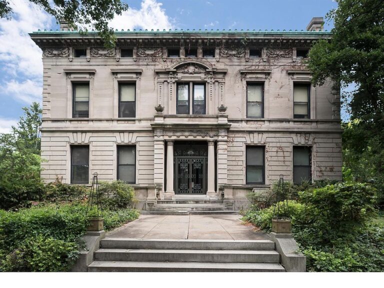 SOLD!! Check out the ceilings!! 10-foot heights and 7 fireplaces in Missouri. $2,882,800.