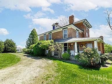 Check out the guest houses!! Almost 6 acres in Virginia. $1,250,000.